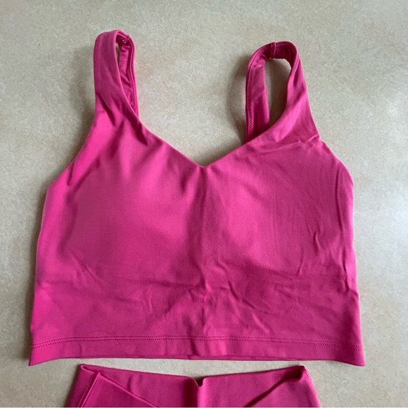 OFFLINE Real Me High Waisted Crossover Bike Short Tank Top Set Small - Picture 3 of 12